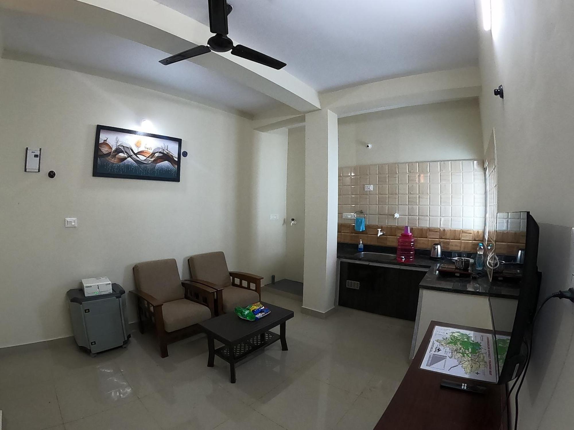 Happy Holiday Inn Service Apartment Chikmagalūr Exterior foto